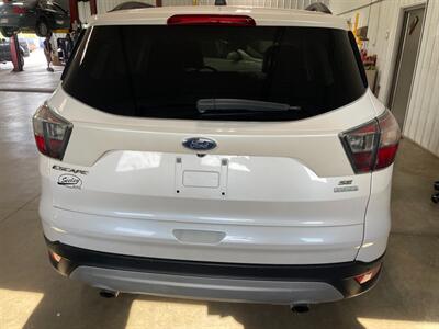 2017 Ford Escape SE - Photo 7 - Saint Louis, MI 48880-9800