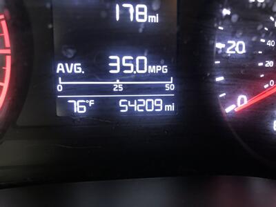 2018 Kia Rio 5-Door LX   - Photo 10 - Saint Louis, MI 48880-9800