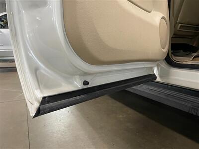 2012 Chevrolet Suburban LTZ   - Photo 34 - Saint Louis, MI 48880-9800