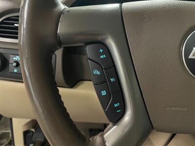 2012 Chevrolet Suburban LTZ   - Photo 12 - Saint Louis, MI 48880-9800