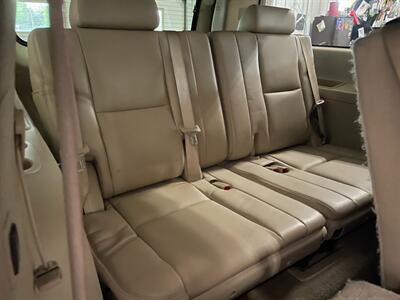 2012 Chevrolet Suburban LTZ   - Photo 26 - Saint Louis, MI 48880-9800