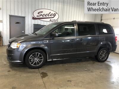 2017 Dodge Grand Caravan SXT   - Photo 1 - Saint Louis, MI 48880-9800