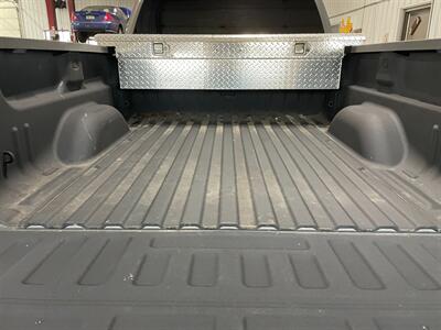 2017 Chevrolet Silverado 1500 LT   - Photo 22 - Saint Louis, MI 48880-9800