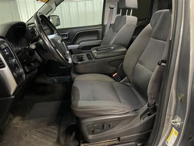 2017 Chevrolet Silverado 1500 LT   - Photo 14 - Saint Louis, MI 48880-9800