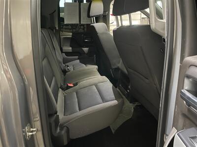 2017 Chevrolet Silverado 1500 LT   - Photo 16 - Saint Louis, MI 48880-9800