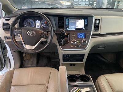 2017 Toyota Sienna XLE 7-Passenger - Photo 7 - Saint Louis, MI 48880-9800