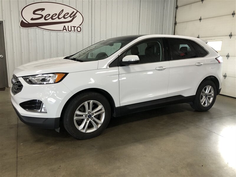 2019 Ford Edge SEL - Photo 1 - Saint Louis, MI 48880-9800