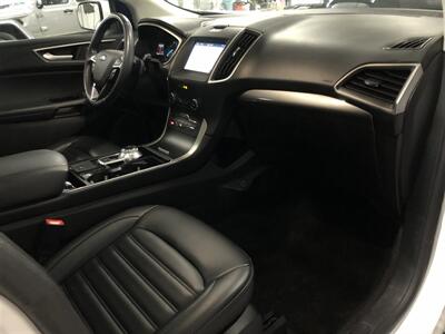 2019 Ford Edge SEL   - Photo 21 - Saint Louis, MI 48880-9800