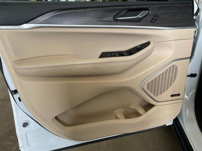 2021 Jeep Grand Cherokee L Limited - Photo 23 - Saint Louis, MI 48880-9800