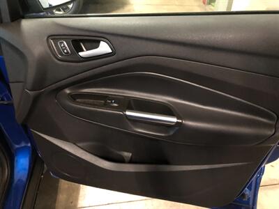 2018 Ford Escape SE   - Photo 21 - Saint Louis, MI 48880-9800