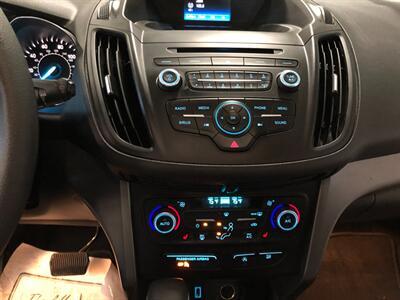 2018 Ford Escape SE   - Photo 13 - Saint Louis, MI 48880-9800