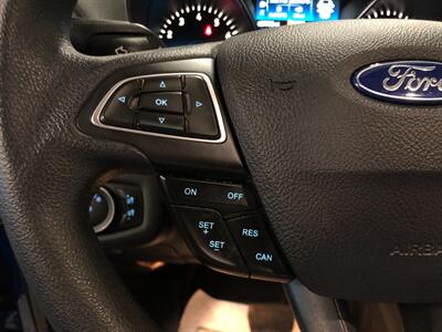 2018 Ford Escape SE   - Photo 10 - Saint Louis, MI 48880-9800