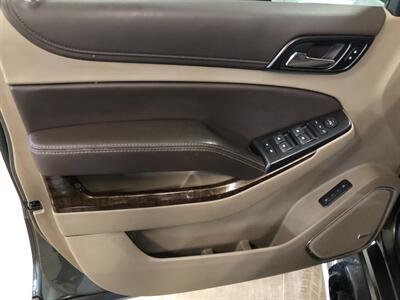 2019 Chevrolet Suburban LT   - Photo 26 - Saint Louis, MI 48880-9800