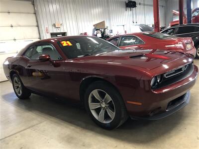 2021 Dodge Challenger SXT   - Photo 5 - Saint Louis, MI 48880-9800