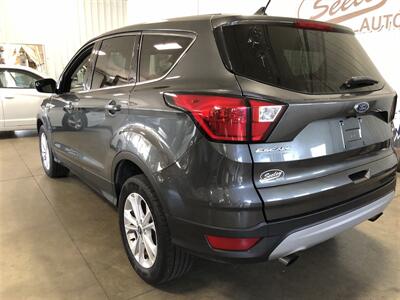 2019 Ford Escape SE   - Photo 3 - Saint Louis, MI 48880-9800