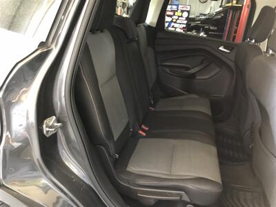 2019 Ford Escape SE   - Photo 19 - Saint Louis, MI 48880-9800