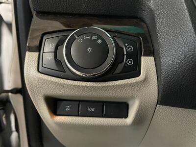 2013 Ford Explorer Limited   - Photo 13 - Saint Louis, MI 48880-9800