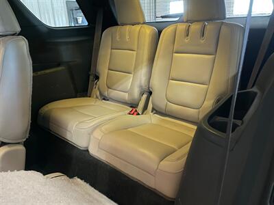 2013 Ford Explorer Limited   - Photo 19 - Saint Louis, MI 48880-9800