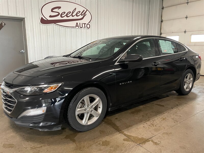 2020 Chevrolet Malibu LS Fleet   - Photo 1 - Saint Louis, MI 48880-9800