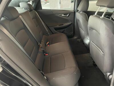 2020 Chevrolet Malibu LS Fleet   - Photo 17 - Saint Louis, MI 48880-9800