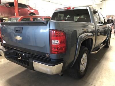 2010 Chevrolet Silverado 1500 LT   - Photo 5 - Saint Louis, MI 48880-9800