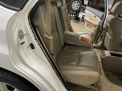 2004 Lexus RX 330   - Photo 18 - Saint Louis, MI 48880-9800