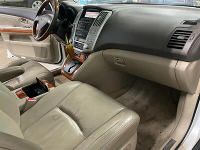 2004 Lexus RX 330   - Photo 19 - Saint Louis, MI 48880-9800