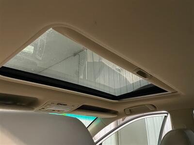 2004 Lexus RX 330   - Photo 20 - Saint Louis, MI 48880-9800