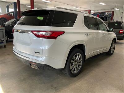 2018 Chevrolet Traverse Premier   - Photo 6 - Saint Louis, MI 48880-9800