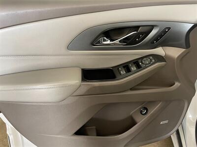 2018 Chevrolet Traverse Premier   - Photo 29 - Saint Louis, MI 48880-9800