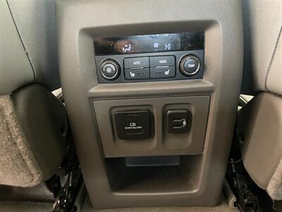 2018 Chevrolet Traverse Premier   - Photo 26 - Saint Louis, MI 48880-9800