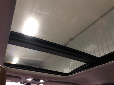 2018 Chrysler Pacifica Limited   - Photo 9 - Saint Louis, MI 48880-9800