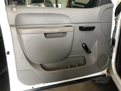 2012 GMC Sierra 2500 Work Truck   - Photo 16 - Saint Louis, MI 48880-9800