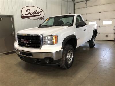 2012 GMC Sierra 2500 Work Truck   - Photo 2 - Saint Louis, MI 48880-9800