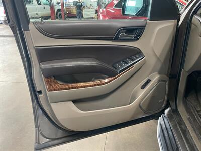 2015 Chevrolet Tahoe LTZ   - Photo 22 - Saint Louis, MI 48880-9800