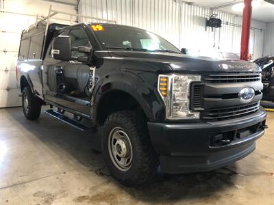 2019 Ford F-350 Super Duty XL   - Photo 3 - Saint Louis, MI 48880-9800
