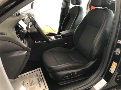 2019 Buick Regal Sportback Preferred II   - Photo 14 - Saint Louis, MI 48880-9800