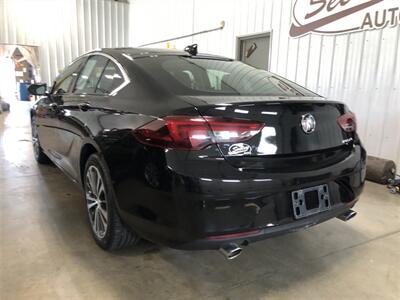 2019 Buick Regal Sportback Preferred II   - Photo 3 - Saint Louis, MI 48880-9800