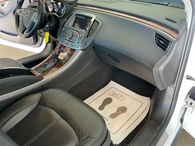 2013 Buick LaCrosse Leather   - Photo 18 - Saint Louis, MI 48880-9800
