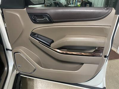 2015 GMC Yukon XL SLT   - Photo 23 - Saint Louis, MI 48880-9800