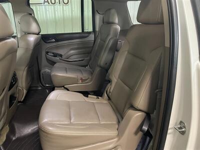 2015 GMC Yukon XL SLT   - Photo 17 - Saint Louis, MI 48880-9800