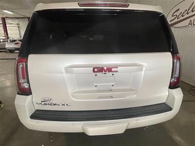 2015 GMC Yukon XL SLT   - Photo 7 - Saint Louis, MI 48880-9800