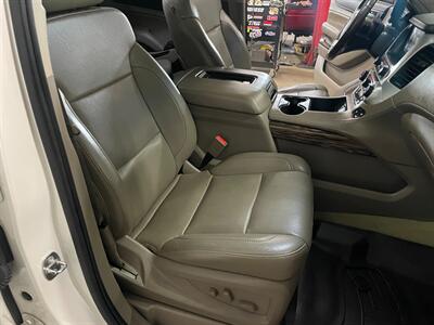 2015 GMC Yukon XL SLT   - Photo 19 - Saint Louis, MI 48880-9800