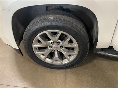 2015 GMC Yukon XL SLT   - Photo 25 - Saint Louis, MI 48880-9800