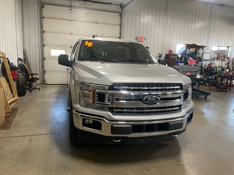 2019 Ford F-150 XLT - Photo 4 - Saint Louis, MI 48880-9800