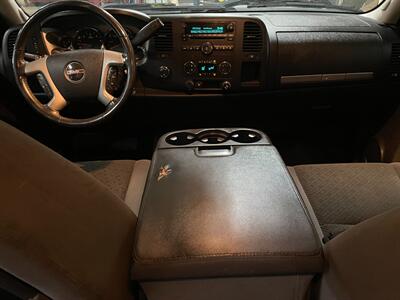 2008 GMC Sierra 1500 SLE1   - Photo 8 - Saint Louis, MI 48880-9800