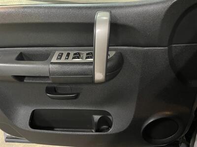 2008 GMC Sierra 1500 SLE1   - Photo 19 - Saint Louis, MI 48880-9800