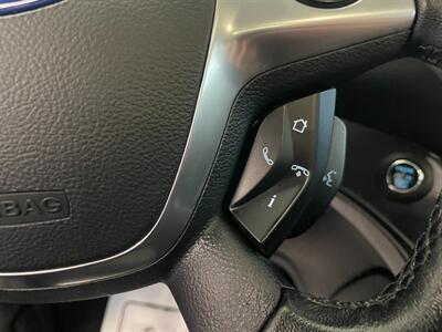2014 Ford Escape Titanium - Photo 11 - Saint Louis, MI 48880-9800