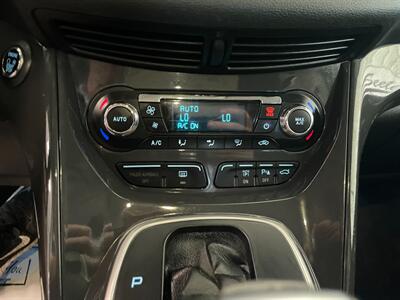 2014 Ford Escape Titanium - Photo 15 - Saint Louis, MI 48880-9800