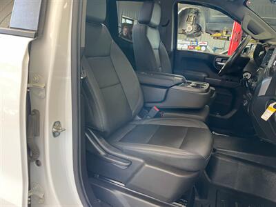 2021 Chevrolet Silverado 1500 Work Truck   - Photo 18 - Saint Louis, MI 48880-9800